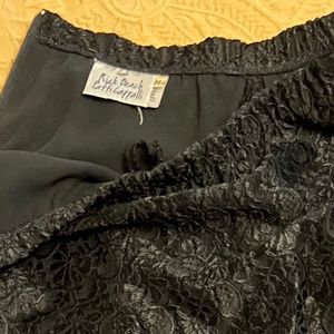 Rick Beach/PattiCappalli Black Lace Midi Skirt. Size M. Vintage 80s.